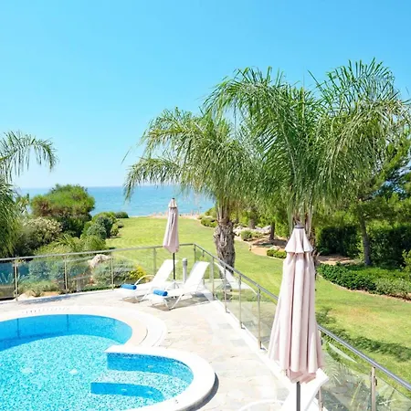 Pandora Limni By * Mavroli