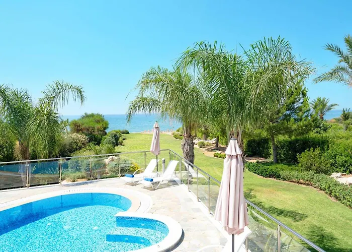 Pandora Limni By * Mavroli