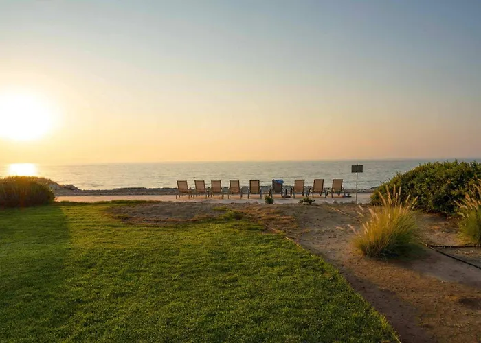 Pandora Limni By Mavroli