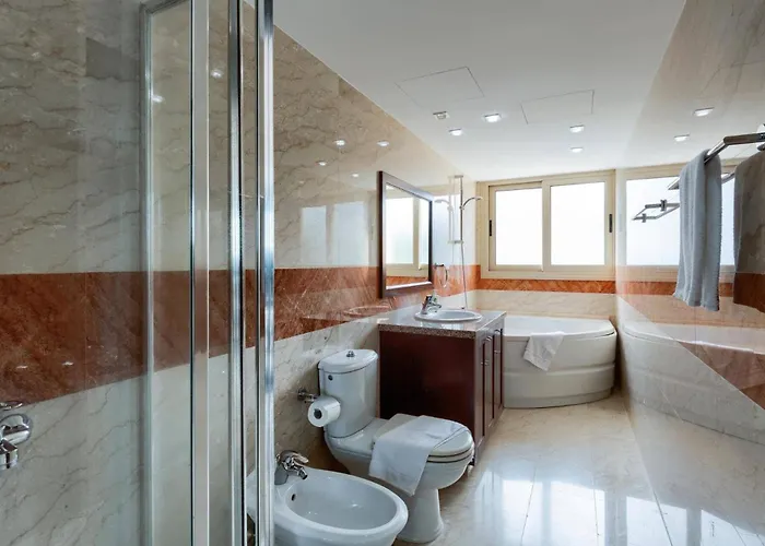 Pandora Limni By Mavroli