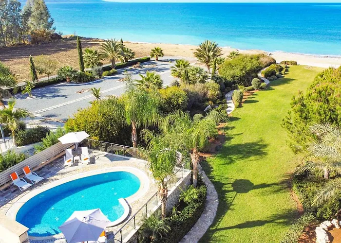 Pandora Limni By Mavroli